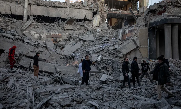 যুদ্ধের প্রথম দুই দিনে তেহরান ছেড়েছেন ১ লাখ মানুষ : জাতিসংঘ