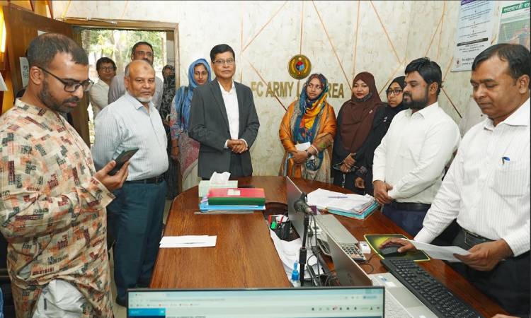 ঢাকা সেনানিবাসস্থ প্রতিরক্ষা হিসাব কার্যালয়সমূহ পরিদর্শন করলেন সিএজি