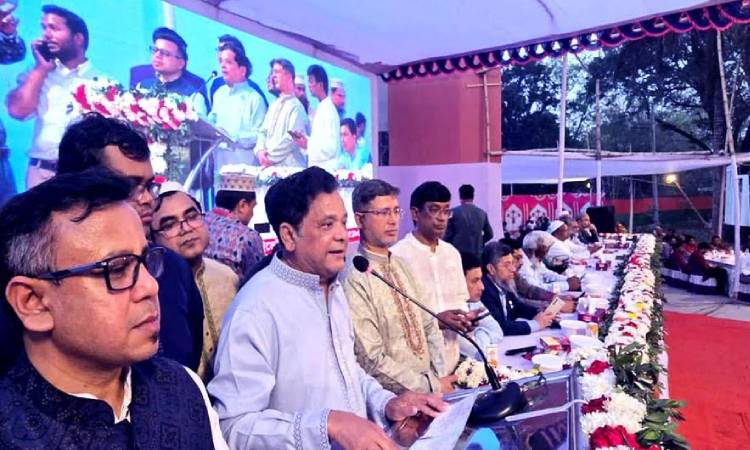 দেশের চিকিৎসা সেবা পুনর্গঠন পরিকল্পনা করছে সরকার : ডা. আব্দুস সালাম