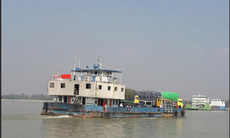 পাটুরিয়া-দৌলতদিয়া ফেরি চলাচল পুনরায় শুরু