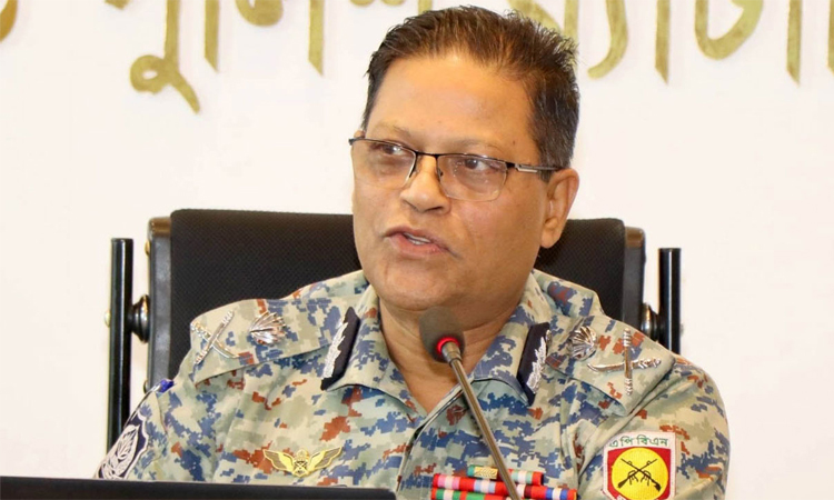 আইনশৃঙ্খলা নিয়ন্ত্রণ, মাদক, সন্ত্রাস ও চাঁদাবাজদের নির্মূল করা পুলিশের প্রধান চ্যালেঞ্জ: আইজিপি
