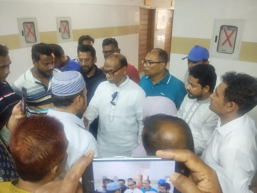 শরীয়তপুর আধুনিক সদর হাসপাতাল ঝটিকা পরিদর্শনে এমপি সাঈদ