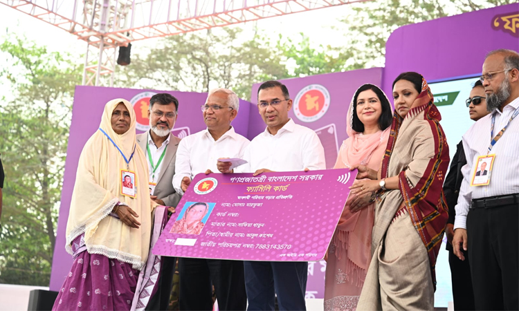 দেশব্যাপী 'ফ্যামিলি কার্ড' উদ্বোধন প্রধানমন্ত্রীর