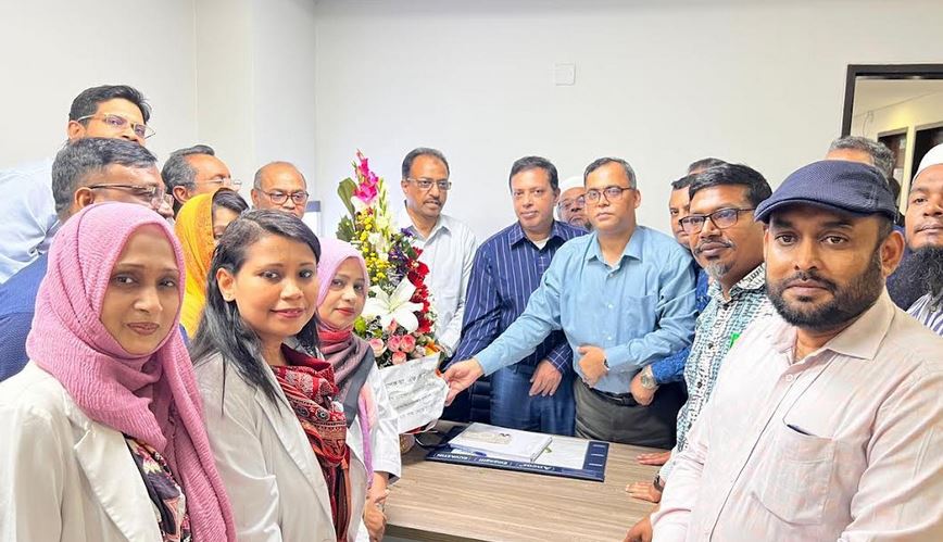 বিএমইউ’র নবনিযুক্ত উপাচার্য অধ্যাপক ডা. এএফএম সিদ্দিকীকে ড্যাব নেতৃবৃন্দের শুভেচ্ছা