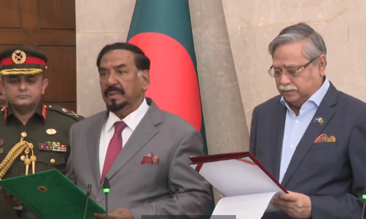 হাফিজ উদ্দিন আহমেদ সংসদের স্পিকার নির্বাচিত