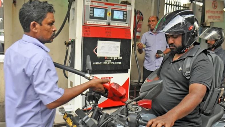 জ্বালানি তেলের সরবরাহ নিশ্চিতে মোবাইল কোর্ট পরিচালনা