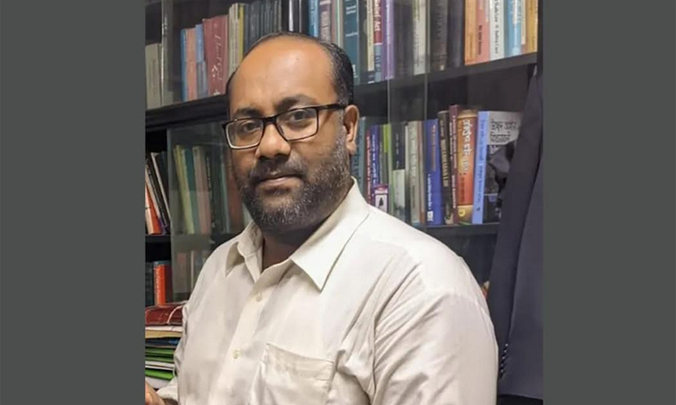 চট্টগ্রামে ট্রাকচাপায় মোটরসাইকেল আরোহী আইনজীবী নিহত 