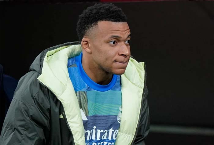 ম্যান সিটির বিপক্ষে এমবাপ্পেকে পাওয়ার ব্যাপারে আশাবাদী আলভারো