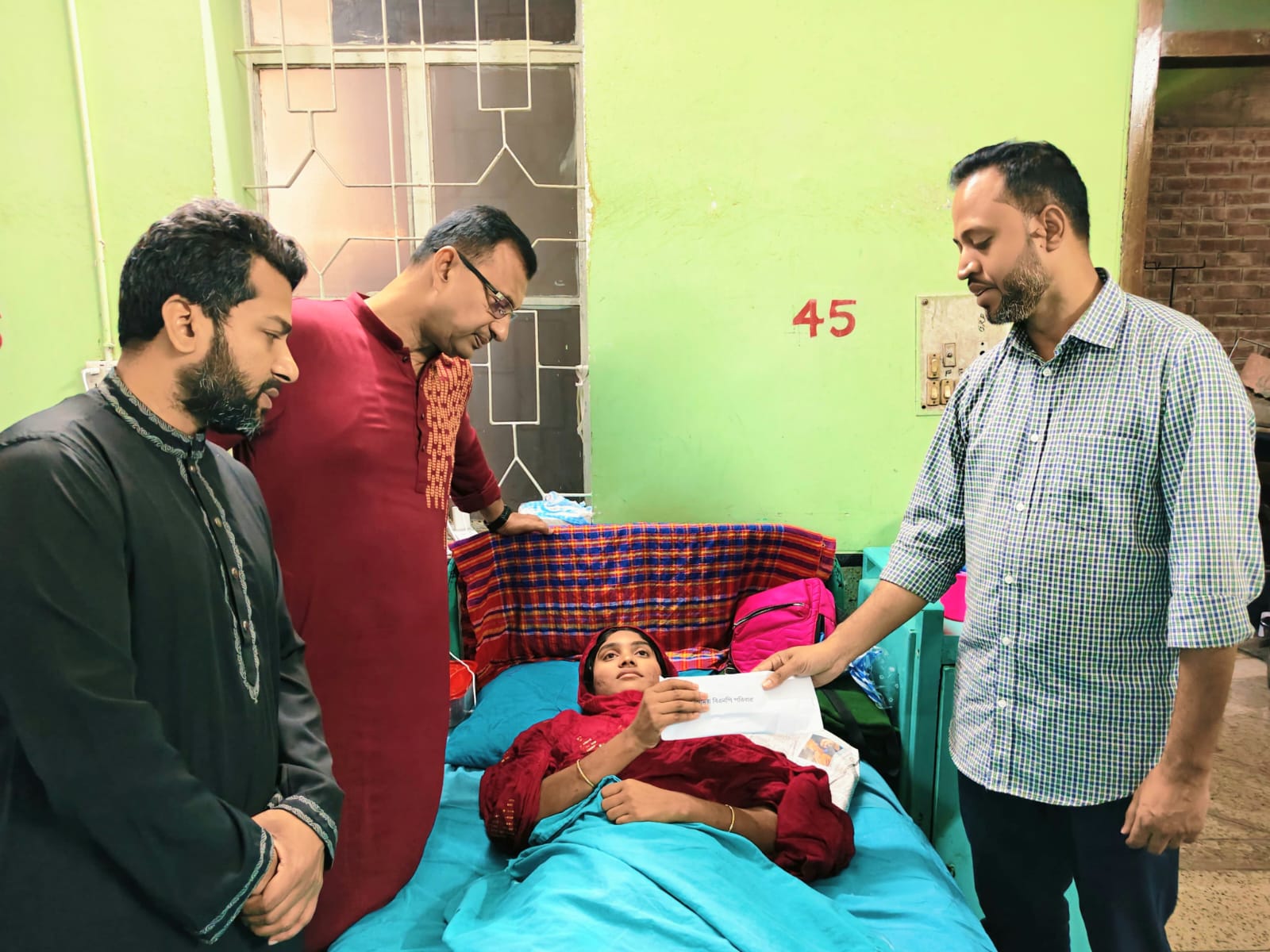 এতিম জান্নাতীর চিকিৎসায় পাশে দাঁড়ালেন প্রধানমন্ত্রী তারেক রহমান