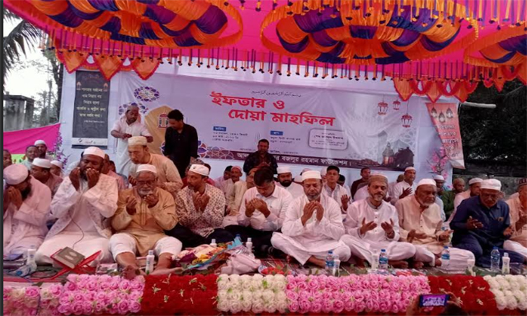বাগেরহাটে বজলুর রহমান ফাউন্ডেশনের ইফতার ও দোয়া মাহফিল