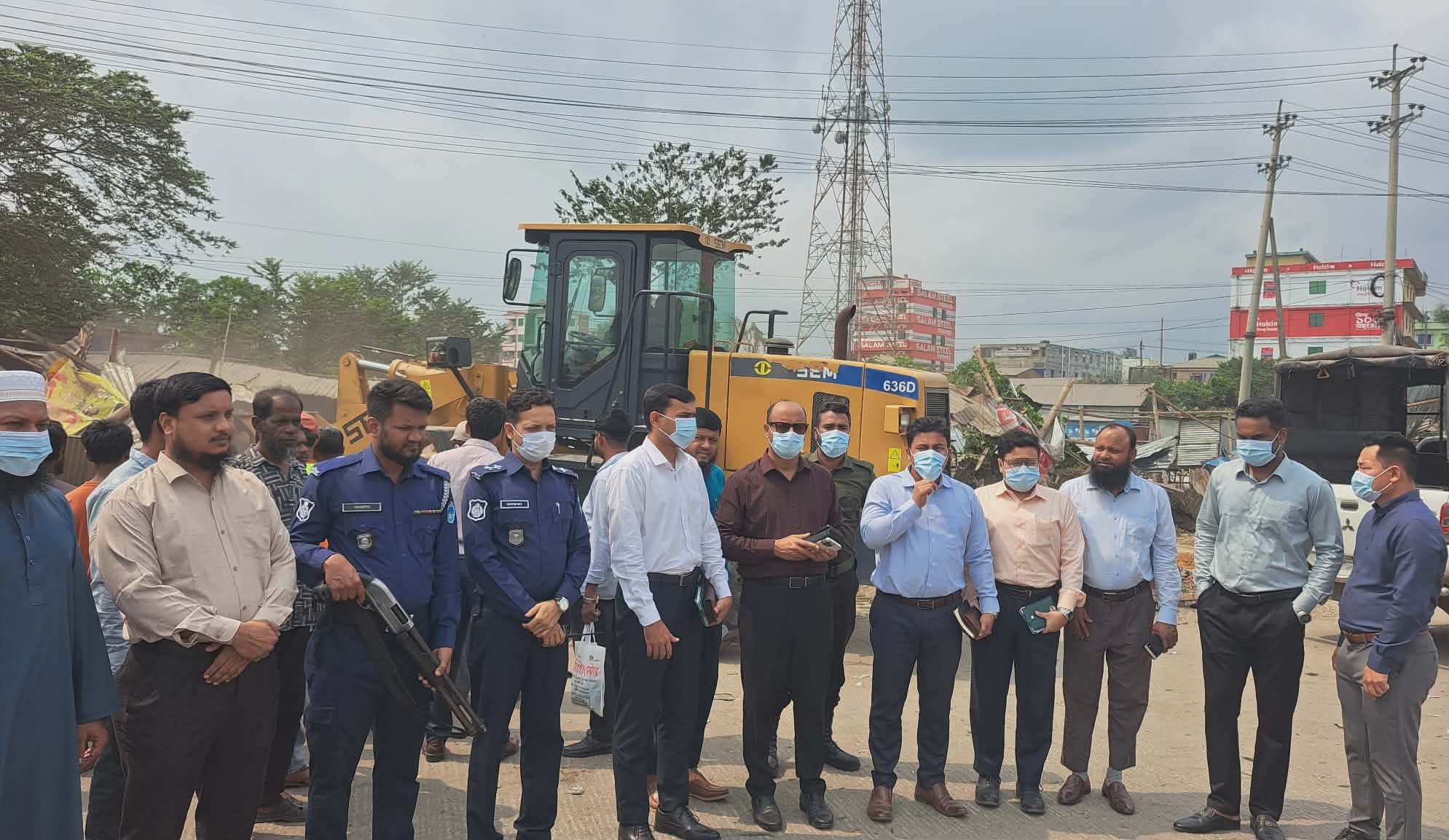 কুমিল্লায় ঢাকা- চট্টগ্রাম মহাসড়কে শতাধিক অবৈধ স্থাপনা উচ্ছেদ