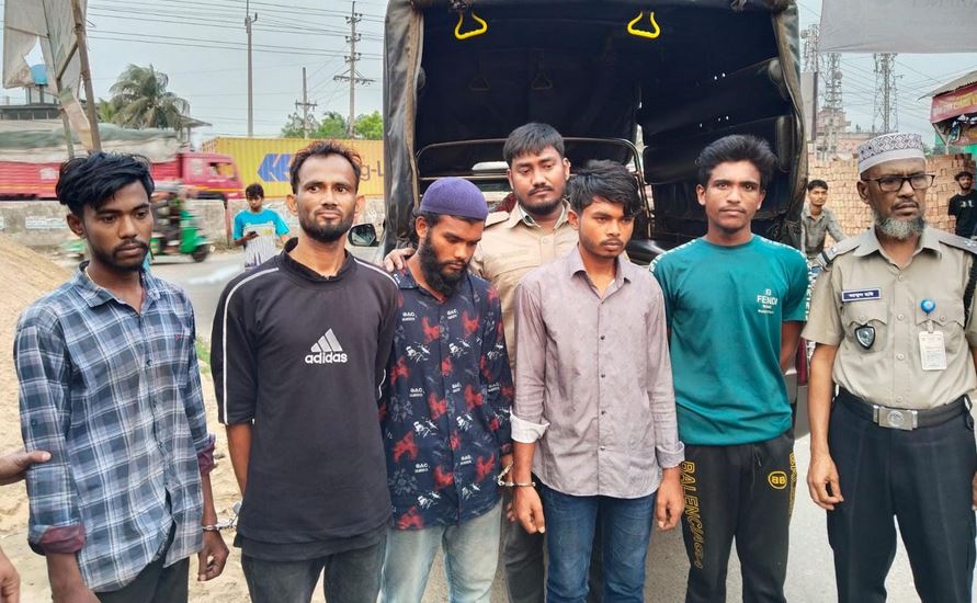 ফেনীতে পাঁচ মাদকসেবির কারাদন্ড 