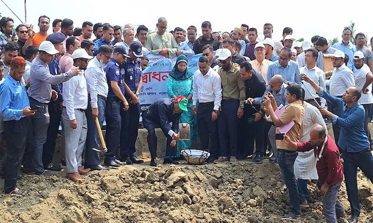 ফেনীর দাদনার খাল পুন:খনন কাজ উদ্বোধন পরিবেশ মন্ত্রীর