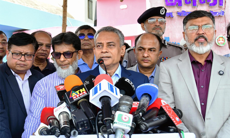 ফিটনেসবিহীন যানবাহন সড়কে চলাচল করতে দেওয়া হবে না : সড়ক পরিবহন মন্ত্রী