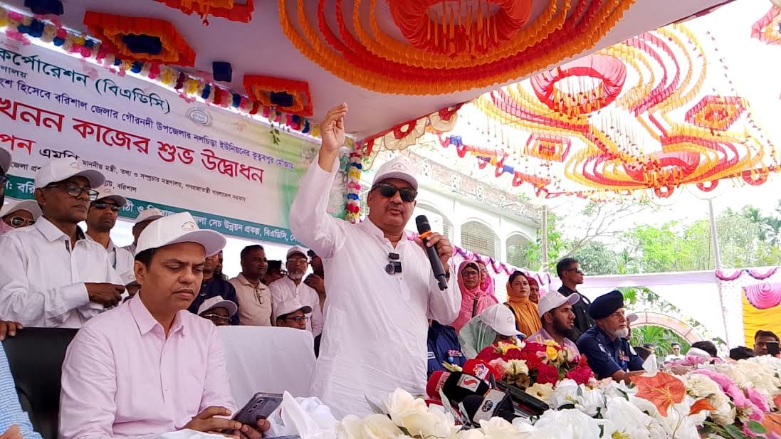 খালে পানিপ্রবাহ নিশ্চিত করতে হবে, সরকারি টাকা চুরি করতে দেওয়া যাবে না: তথ্যমন্ত্রী