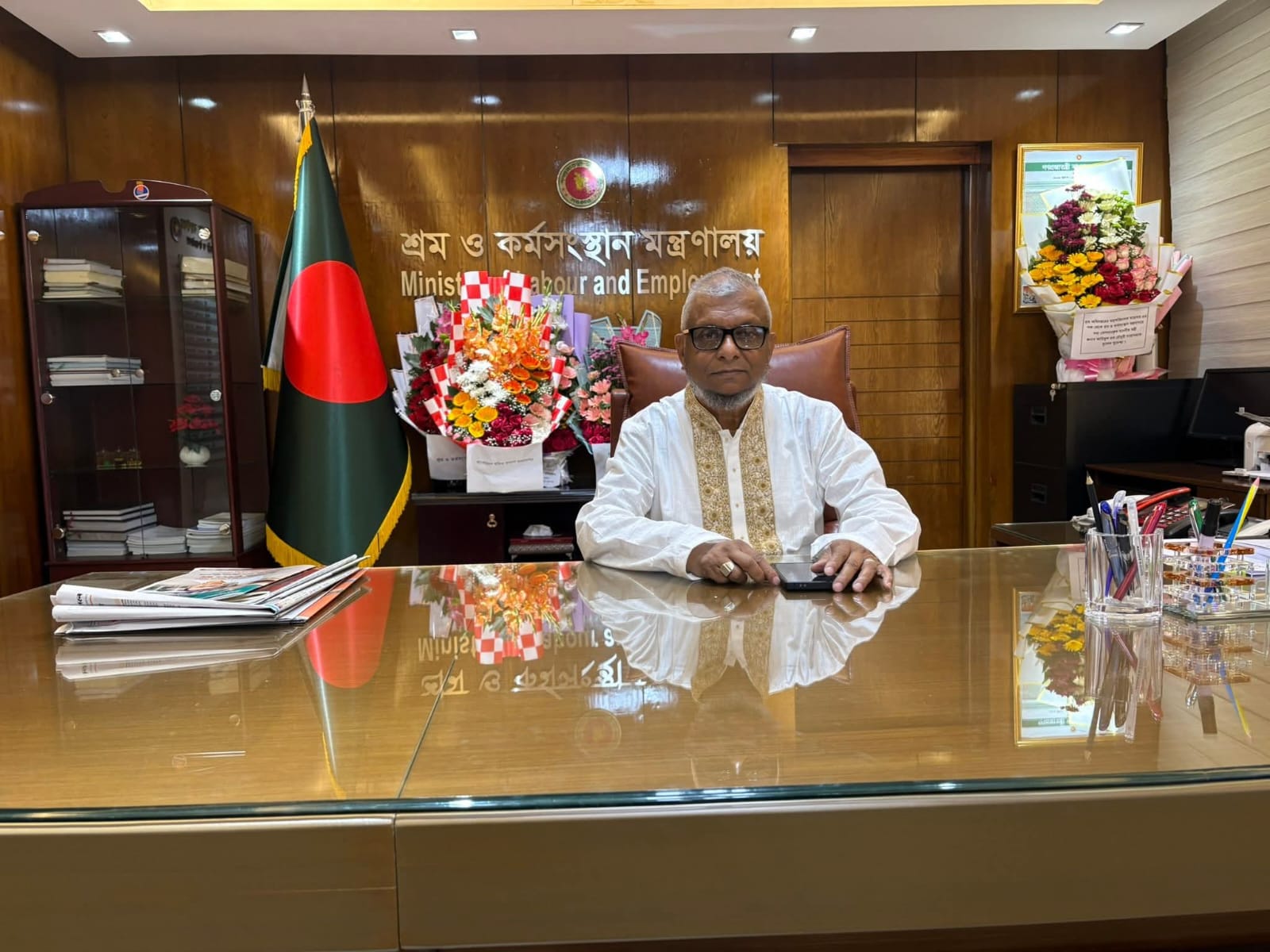 খাল খনন কর্মসূচি স্থানীয় অর্থনীতিতে নতুন মাত্রা যোগ করবে : শ্রমমন্ত্রী