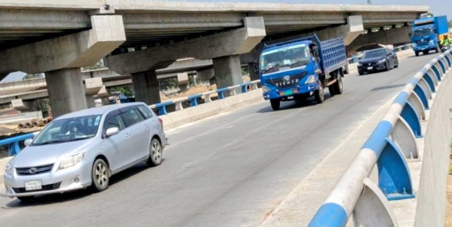 উত্তরের সড়কে চাপ বাড়লেও নেই যানজট