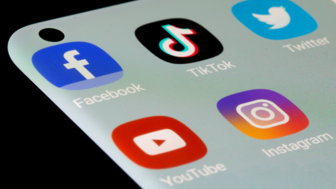 অপ্রাপ্তবয়স্কদের সামাজিক যোগাযোগ মাধ্যমে প্রবেশাধিকার সীমিত ব্রাজিলে