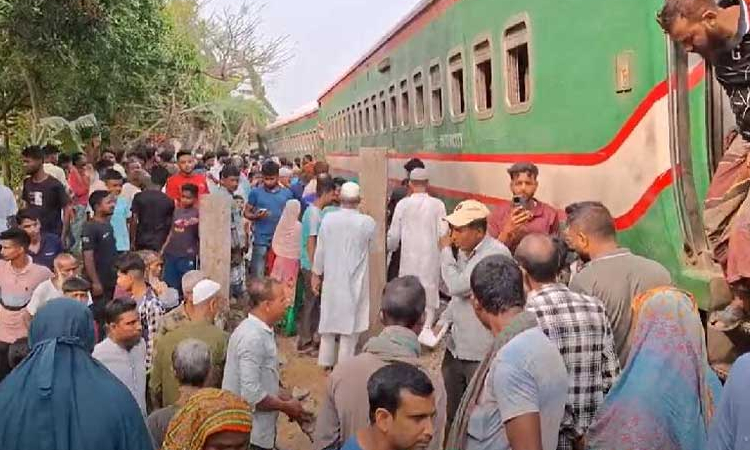 নীলসাগর ট্রেনের কোচ লাইনচ্যুত, কারণ অনুসন্ধানে ৪ সদস্যের তদন্ত কমিটি 