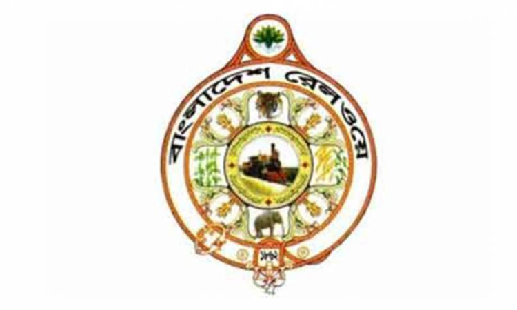 টিটিই ও কাউন্টার থেকে বেশি ভাড়া নেওয়ার সুযোগ নেই, ভাড়া আদায় হচ্ছে আইন অনুযায়ী 