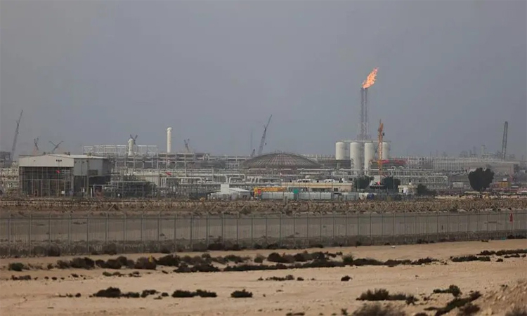 নতুন ক্ষেপণাস্ত্র হামলায় গ্যাস স্থাপনায় ‘ব্যাপক’ ক্ষতি : কাতারএনার্জি