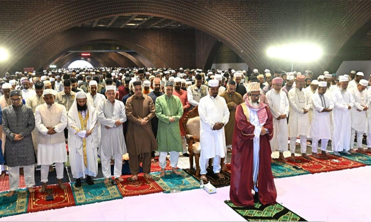 সংসদ ভবনে পবিত্র ঈদ-উল-ফিতরের জামাত অনুষ্ঠিত