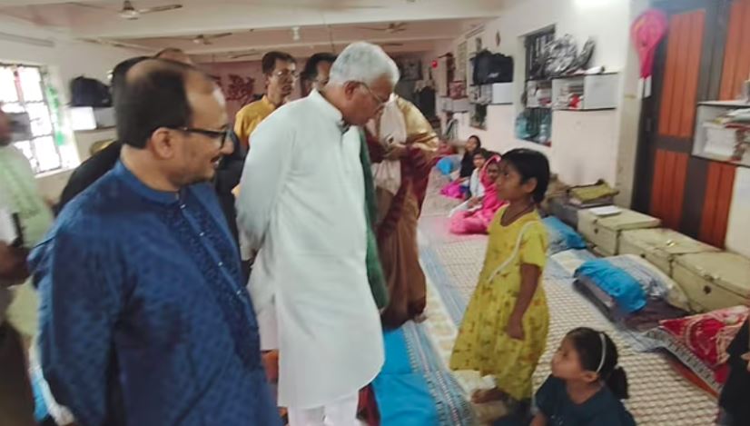 ঈদের দিনে রাজধানীতে সরকারি শিশু পরিবারগুলো পরিদর্শন করলেন সমাজকল্যাণ মন্ত্রী