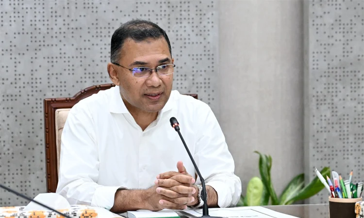 ঈদের ছুটির পর প্রথম কর্মদিবসেই সচিবালয়ে অফিস করছেন প্রধানমন্ত্রী