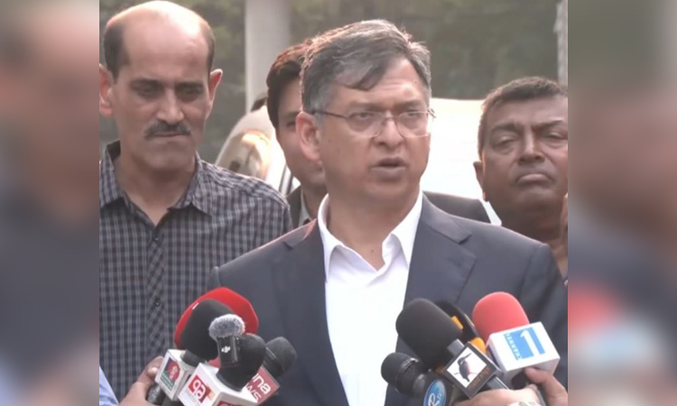 এপ্রিল মাসের শেষ নাগাদ ঢাকা শহরে যানজট সমস্যার অনেকটা নিরসন হবে : স্বরাষ্ট্রমন্ত্রী