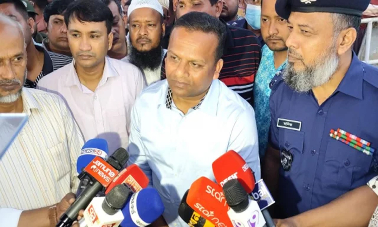 ঈদ যাত্রা নিরাপদ রাখতে নৌপথে কড়া নজরদারি নিশ্চিত করা হয়েছে: নৌপরিবহন প্রতিমন্ত্রী