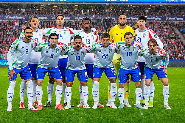 বিশ্বকাপের হতাশা শেষ করতে চায় ইতালি