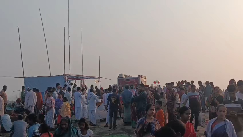 কিশোরগঞ্জে অষ্টমী স্নানে পূণ্যার্থীর ঢল