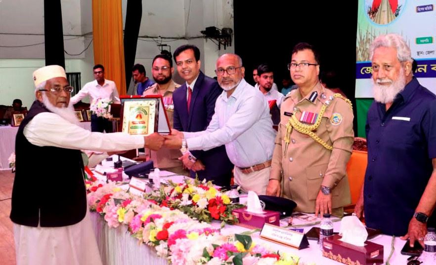 বরিশালে ৫৮ বীর মুক্তিযোদ্ধাকে সংবর্ধনা