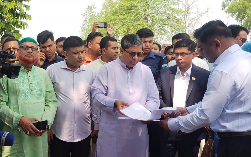 কাজ করতে গিয়ে সরকারি সম্পদ নষ্টের প্রয়োজন নেই : স্থানীয় সরকার প্রতিমন্ত্রী