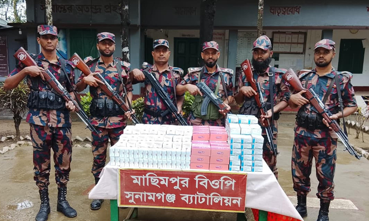 সুনামগঞ্জে বিপুল পরিমাণ ভারতীয় ওষুধ জব্দ