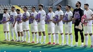 স্কুল ব্যাগ হাতে নিয়ে ইরানে নিহত শিক্ষার্থীদের স্মরণ করলো ফুটবলাররা