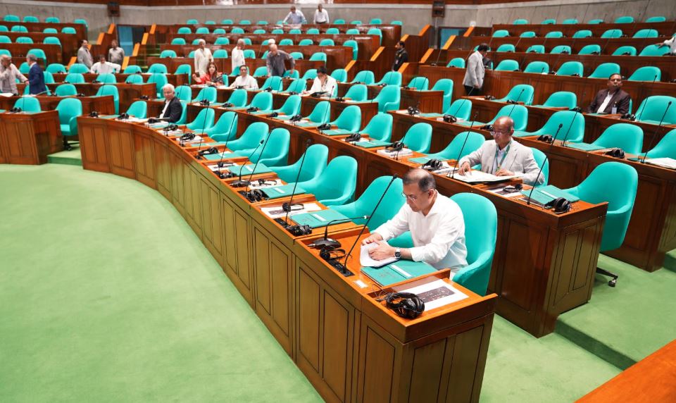 নির্ধারিত সময়ের আগেই সংসদ অধিবেশনে প্রবেশ করেন প্রধানমন্ত্রী তারেক রহমান