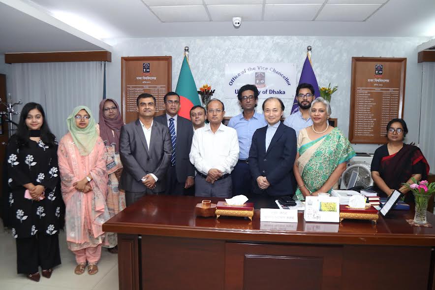ঢাবি উপাচার্যের সঙ্গে জাপান ফাউন্ডেশনের মহাপরিচালকের সৌজন্য সাক্ষাৎ