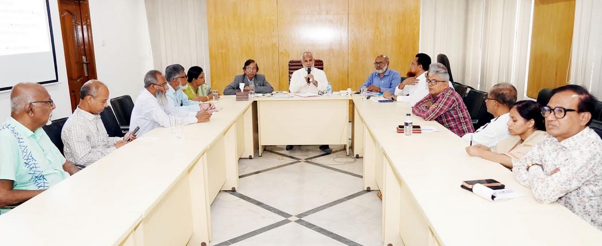 খুলনা শহরকে পরিচ্ছন্ন ও সবুজায়ন করতে কাজ চলছে : প্রশাসক