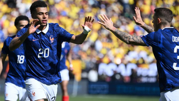 পরিবর্তিত একাদশ নিয়েও ফ্রান্সের জয়