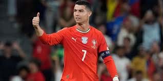 ইনজুরিতে না খেললেও পর্তুগালের জন্য এখনও গুরুত্বপূর্ণ রোনাল্ডো
