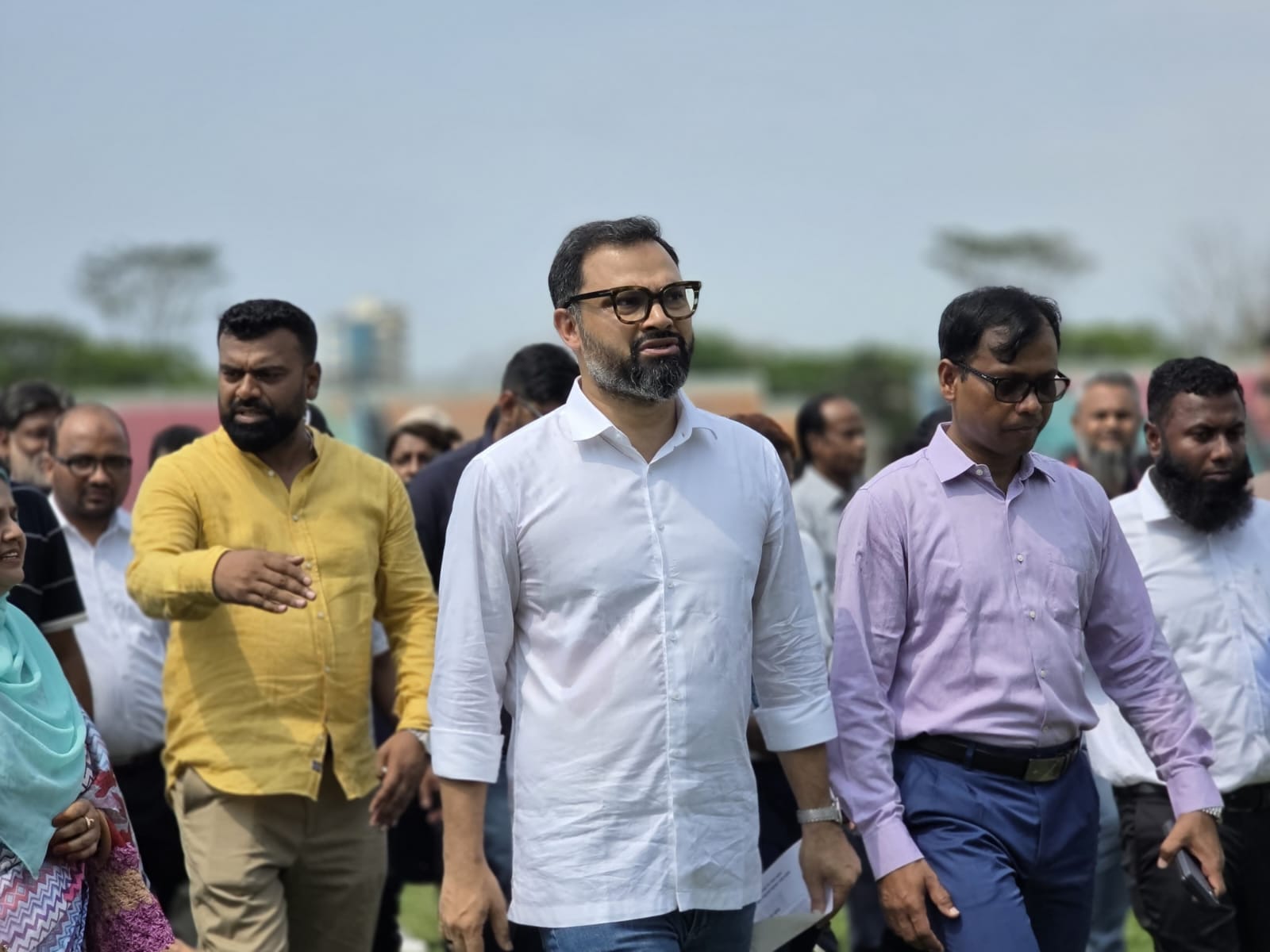 সিলেট জেলা স্টেডিয়ামে দোকান বরাদ্দে অনিয়ম; দ্রুত ব্যবস্থা নেয়ার নির্দেশ ক্রীড়া প্রতিমন্ত্রীর