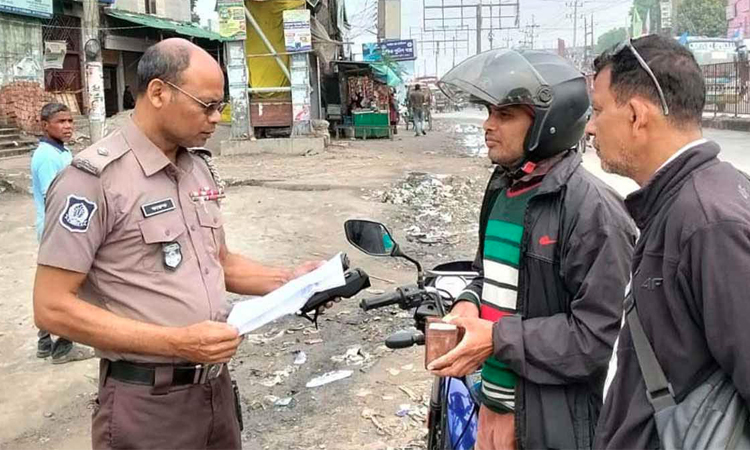 রংপুরে অবৈধ যানবাহন বিরোধী অভিযানে ৪৮ ঘণ্টায় ৮৮ মামলা