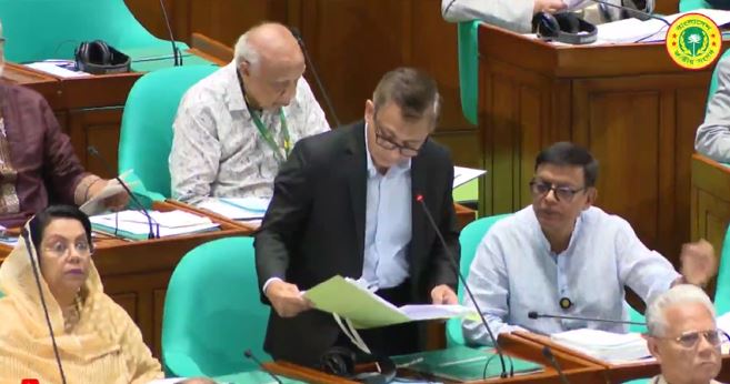 বেকারত্ব মোকাবিলায় নতুন শিল্প স্থাপনের পরিকল্পনা : শিল্প মন্ত্রী