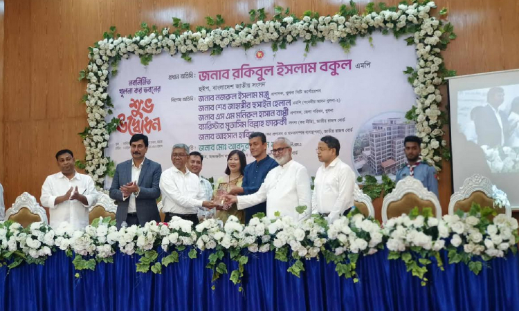 ট্যাক্স কর্মকর্তারা জনগণের বন্ধু, আতঙ্ক নয় : হুইপ বকুল