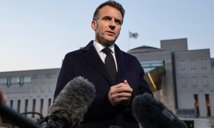 হরমুজ প্রণালীকে মুক্ত করতে সামরিক অভিযান ‘অবাস্তব’ : মাখোঁ