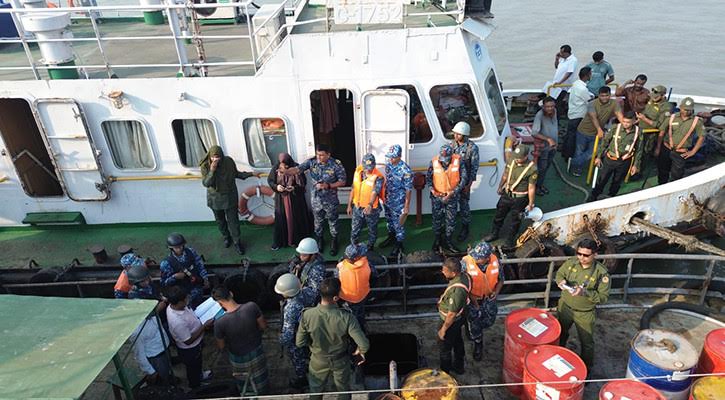 চট্টগ্রামে ট্যাংকার থেকে অবৈধ ডিজেল জব্দ