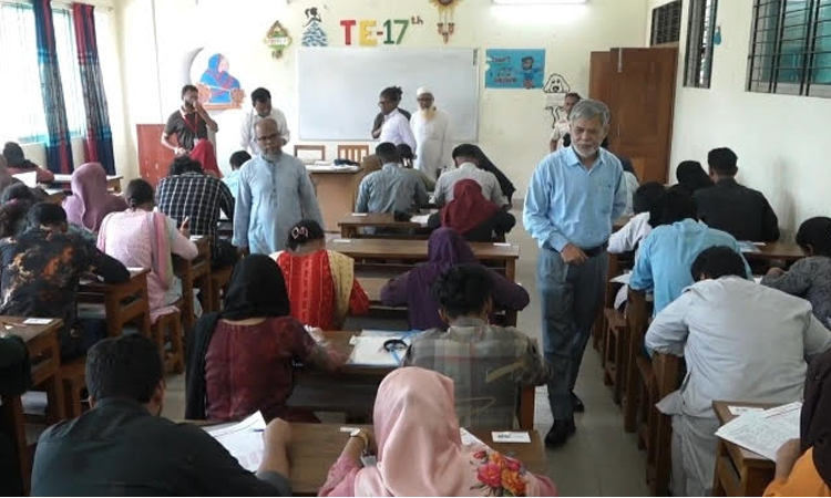 টাঙ্গাইল মাভাবিপ্রবিতে ‘বি’ ইউনিটের ভর্তি পরীক্ষা অনুষ্ঠিত