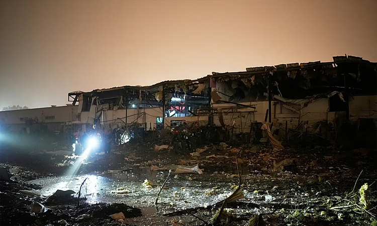 ইসরাইলের ওপর নতুন করে ইরানি হামলা, ইরানের অবকাঠামো ধ্বংসের হুমকি ট্রাম্পের