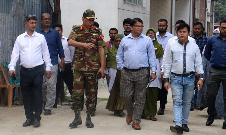 জনগণের দোরগোড়ায় স্বাস্থ্য সেবা পৌঁছে দিতে নিরলসভাবে কাজ করছে সরকার